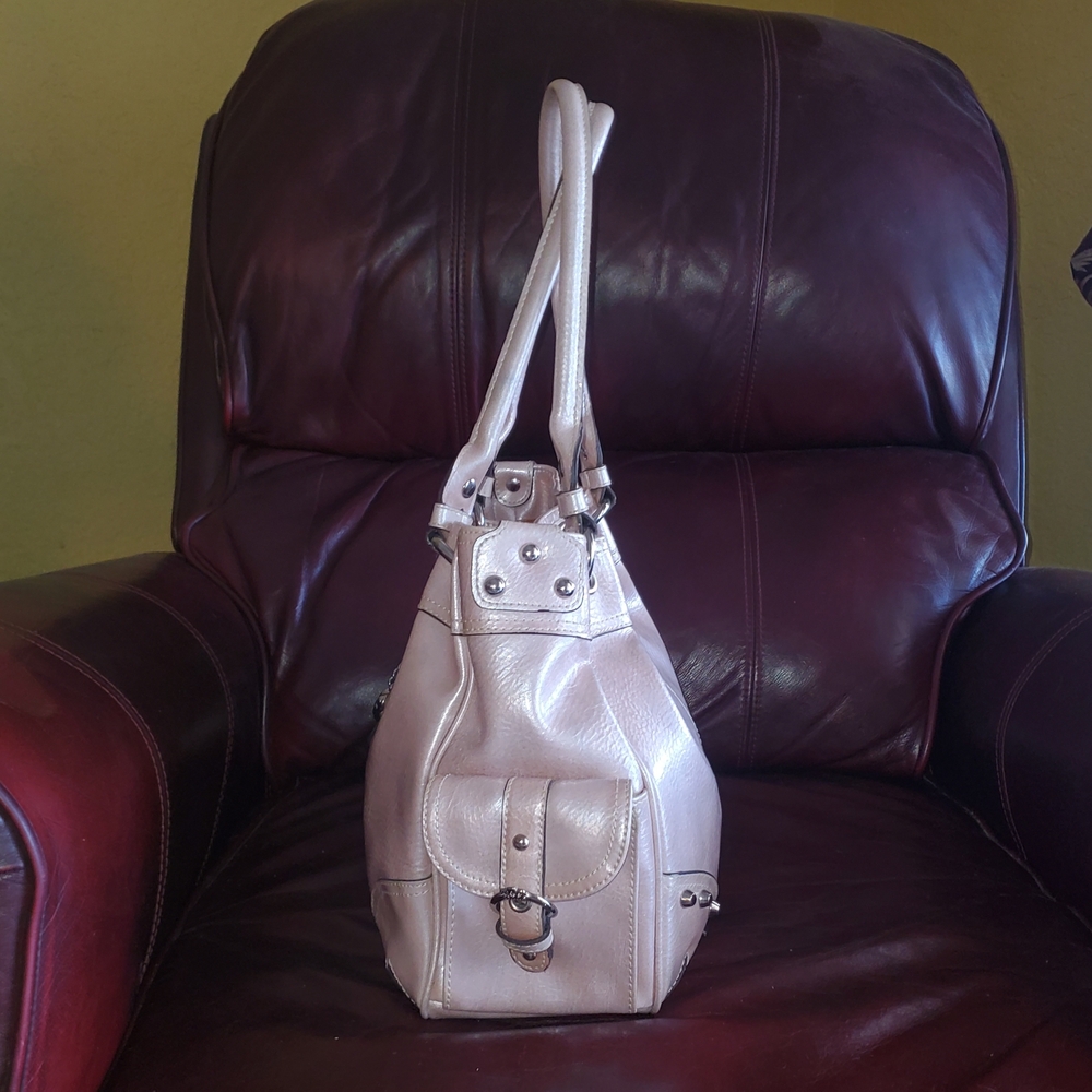 Women’s Metallic Light Pink Tote Bag - Elegant Everyday Handbag - Picture 5 of 16